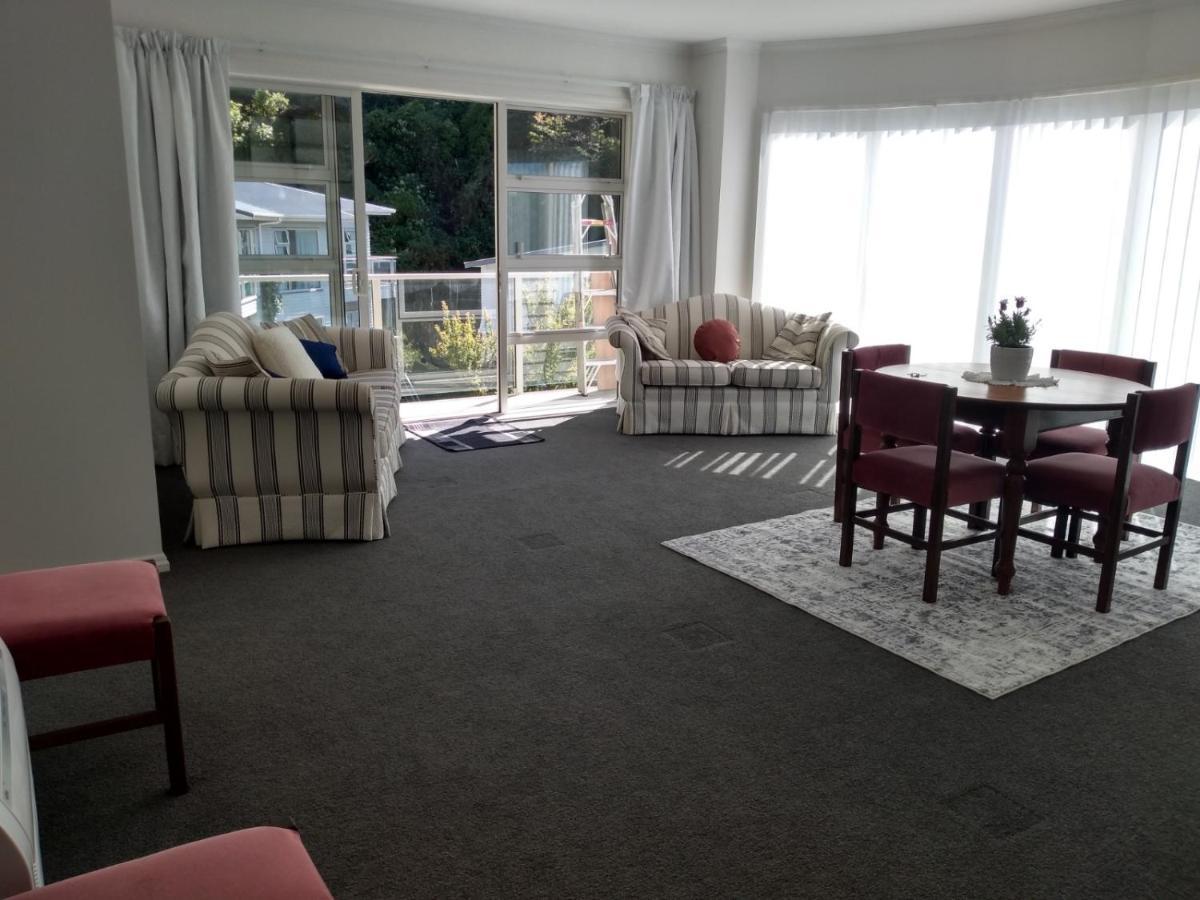 Quiet Location With View And Public Transport Apartman Wellington Kültér fotó